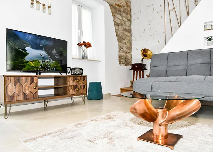 Appartement Captain Theo's Modern Martina Lefkímmi