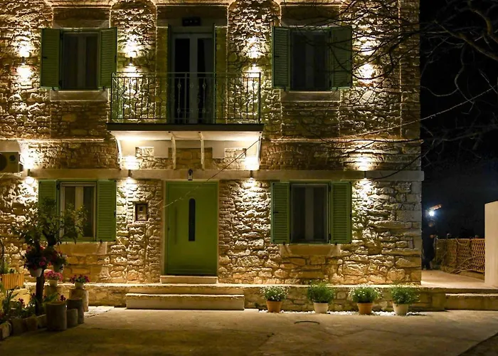 Captain Theo's Modern Martina Appartement