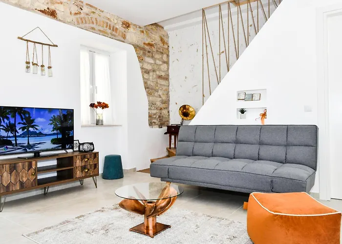 Captain Theo's Modern Martina Appartement Lefkimi